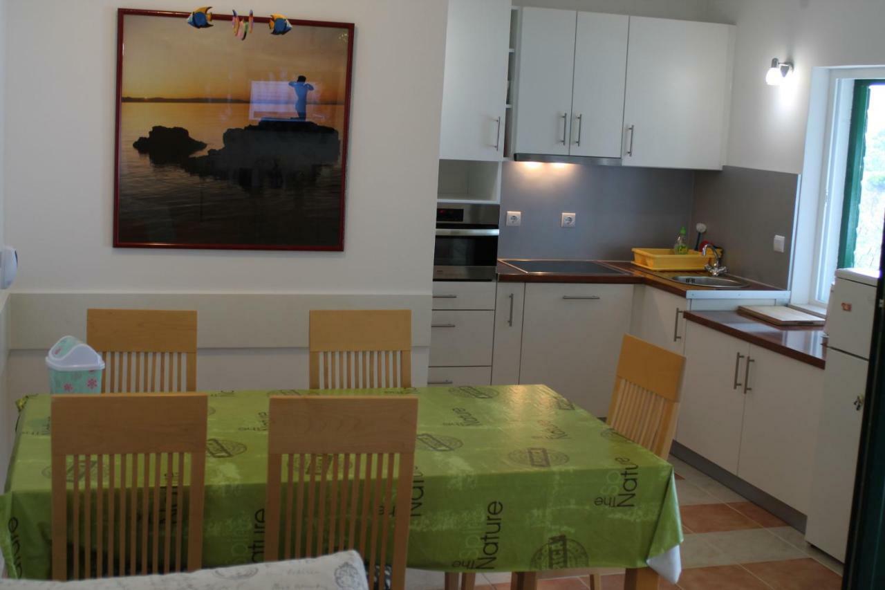 Villa " Davorka" Podgora Luaran gambar